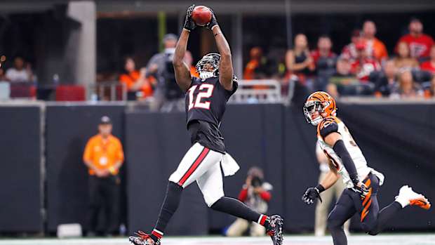 mohamed-sanu-week-6-sneaky-starts.jpg